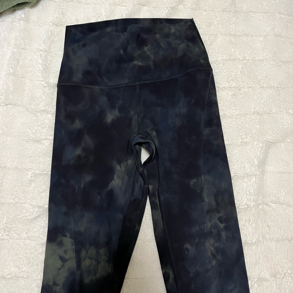 Lululemon Align Tie-Dye Leggings 25” Size 4